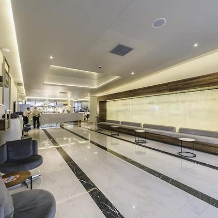 באטומי Sea View Apart-Hotel Orbi Twin Towers 1413 מראה חיצוני תמונה